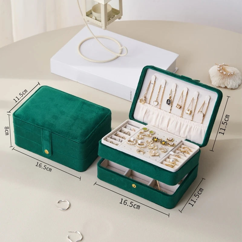 Compact Velvet Jewellery Box in Green