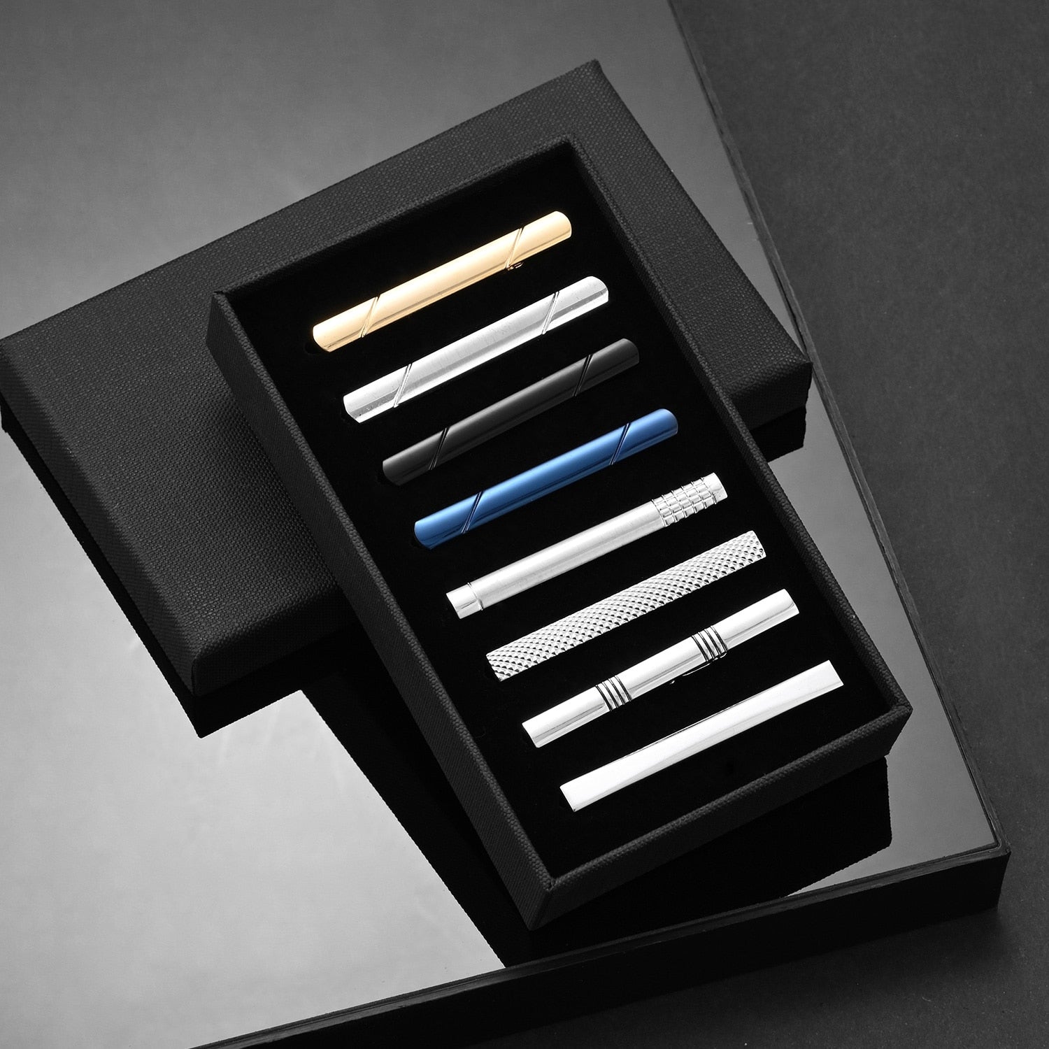 8 Piece Classic Neck Tie Clip Gift Set